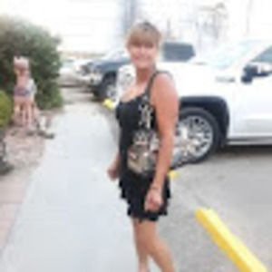 Meet your Posher, Yvonne